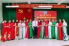 Toàn thể đảng viên chụp ảnh lưu niệm với Đại biểu Đảng ủy Phường Phú Lương